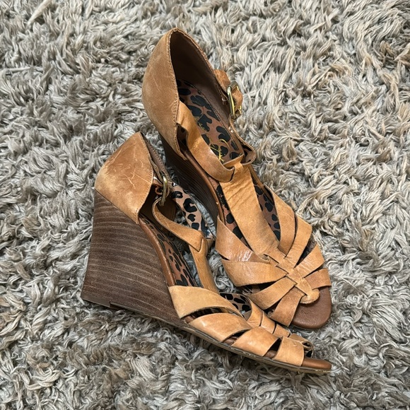 Jessica Simpson Wedges - Picture 2 of 6
